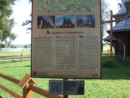 8446 Gładyszów – kostel Nanebevstoupení Páně (cedule)